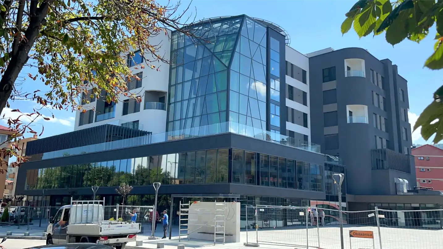 Shopping Center VEMA